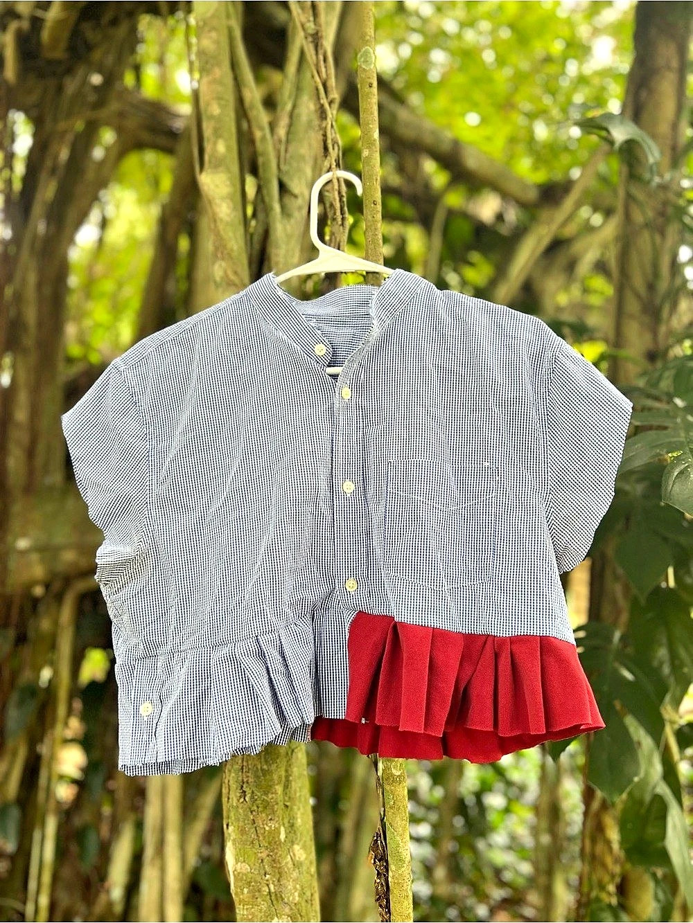 Upcycled tshirt in blue and red